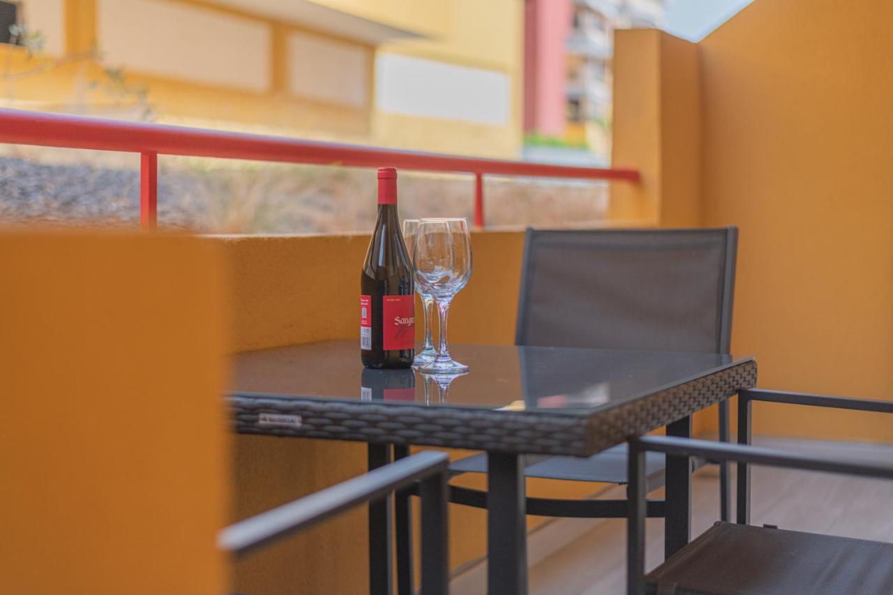 Iki White Playa La Arena Apartment Puerto de Santiago  Exterior photo