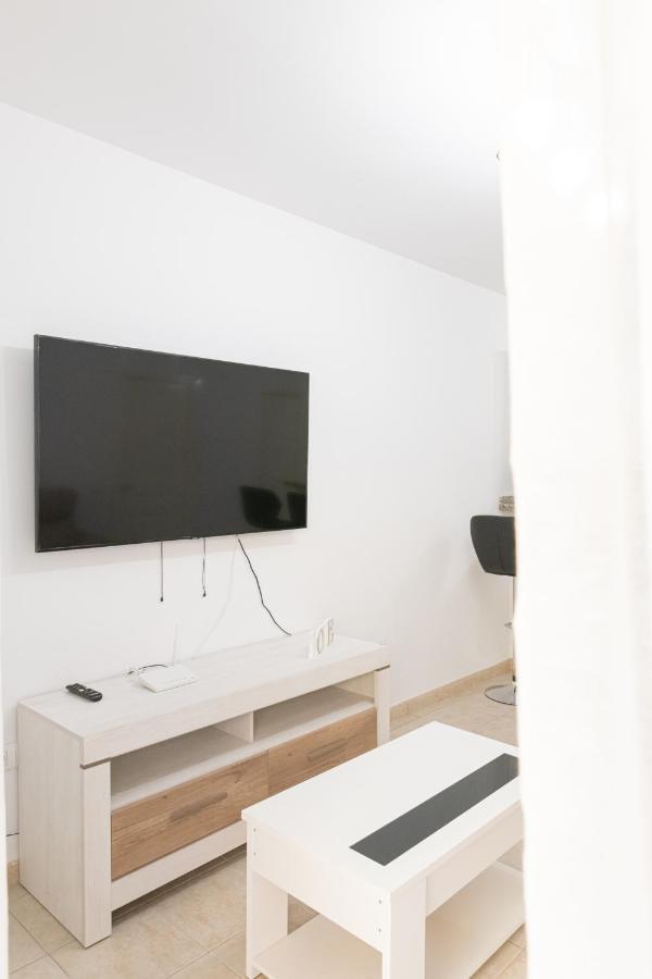 Iki White Playa La Arena Apartment Puerto de Santiago  Exterior photo