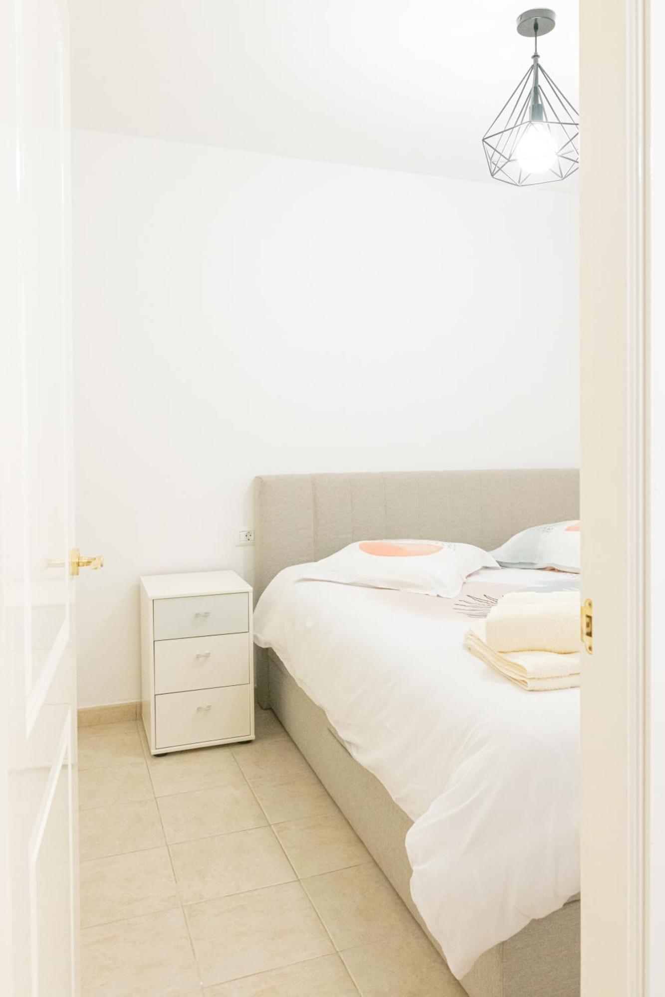 Iki White Playa La Arena Apartment Puerto de Santiago  Exterior photo