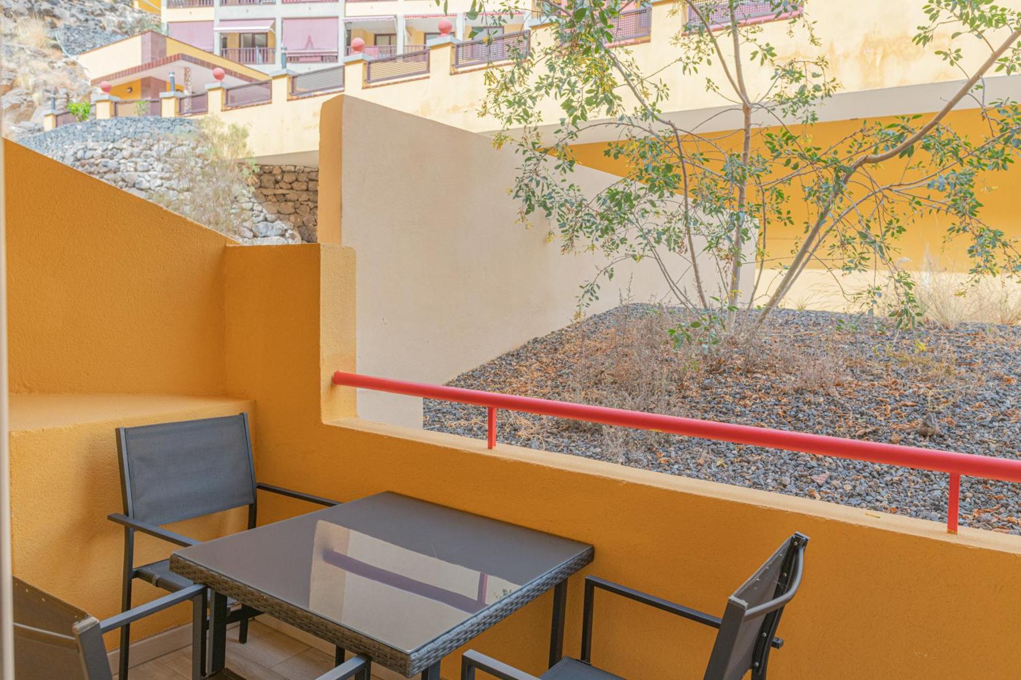 Iki White Playa La Arena Apartment Puerto de Santiago  Exterior photo
